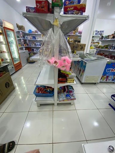 بقالة غروب الأضواء 