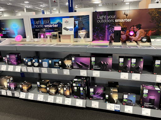 Electronics Store «Best Buy», reviews and photos, 615 E Palatine Rd, Arlington Heights, IL 60004, USA