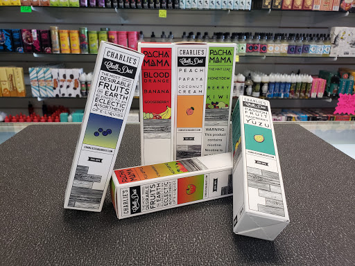 Tobacco Shop «Habits Vape & Smoke shop», reviews and photos, 8391 Folsom Blvd, Sacramento, CA 95826, USA