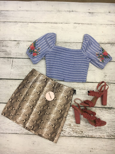 Store «Uptown Cheapskate», reviews and photos, 1724 24th Ave NW, Norman, OK 73069, USA