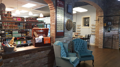 Liquor Store «The Craft Beer Store Libertyville», reviews and photos, 107 W Church St, Libertyville, IL 60048, USA