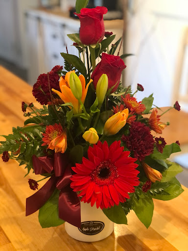 Florist «Valley Florist», reviews and photos, 301 Merrimack St, Methuen, MA 01844, USA
