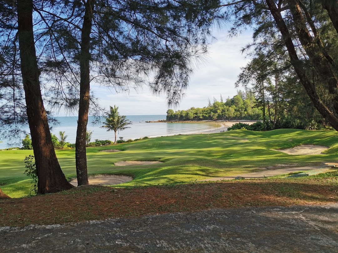 Damai Golf & Country Club - Beachfront