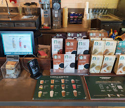 Starbucks Coffee Solo Paragon Mall photo