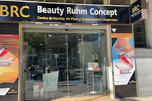 Beauty Ruhm Concept image