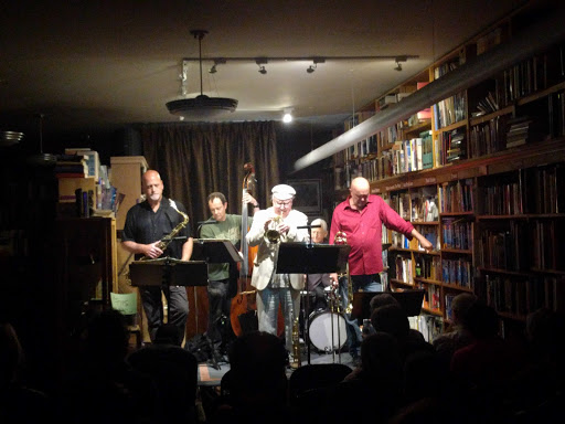 Book Store «Bird & Beckett Books & Records», reviews and photos, 653 Chenery St, San Francisco, CA 94131, USA