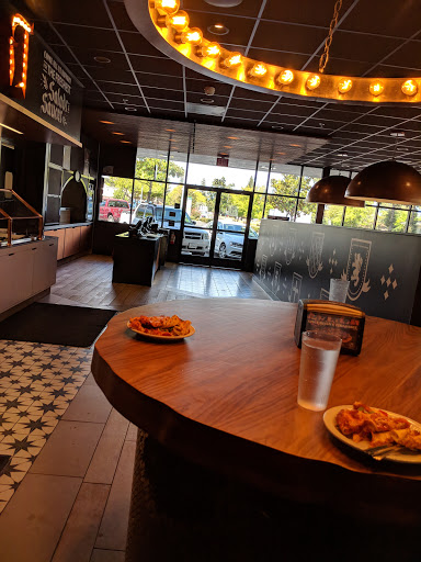 Pizza Restaurant «Round Table Pizza», reviews and photos, 398 Florin Rd, Sacramento, CA 95831, USA