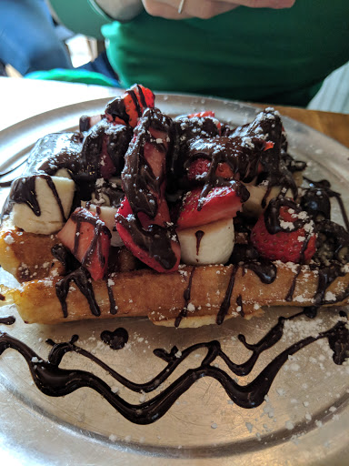 Zinneken's Belgian waffles Harvard square