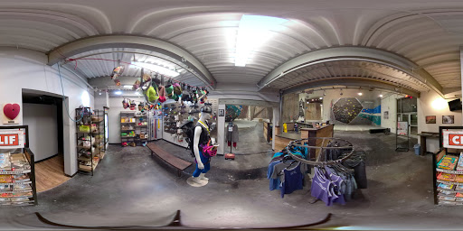 Rock Climbing Instructor «Sportrock Climbing Centers», reviews and photos, 5308 Eisenhower Ave, Alexandria, VA 22304, USA