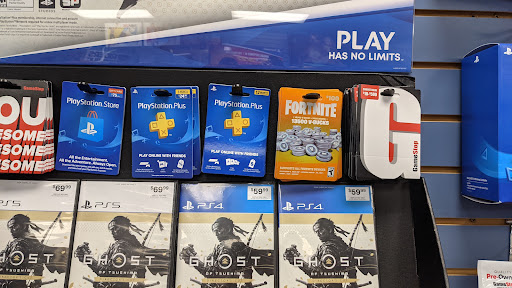 Video Game Store «GameStop», reviews and photos, 3260 Vineland Rd, Kissimmee, FL 34746, USA