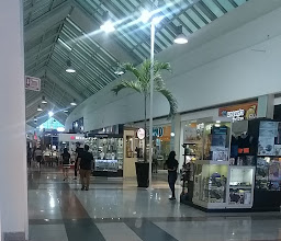 PLAZA LAS AMERICAS II photo