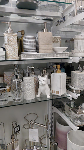 Department Store «T.J. Maxx», reviews and photos, 68 Frontage Rd, East Haven, CT 06512, USA