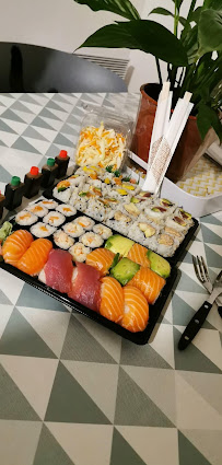 Plats et boissons du Restaurant de sushis Azumi Sushi à Aubenas - n°12