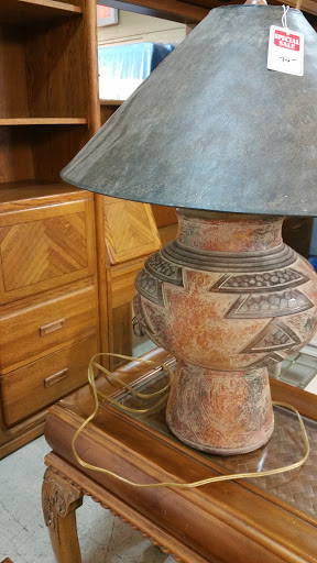 Furniture Store «Help U Sell Furniture & Consignment», reviews and photos, 4444 Stockton Hill Rd, Kingman, AZ 86409, USA