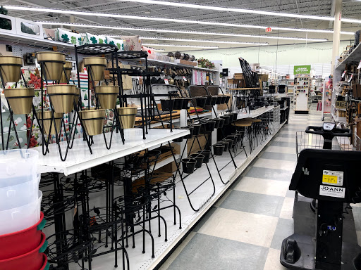 Fabric Store «Jo-Ann Fabrics and Crafts», reviews and photos, 4190 E Court St #101, Burton, MI 48509, USA