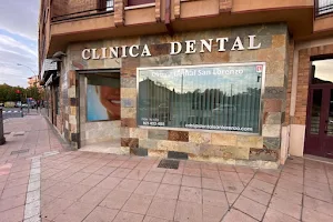 Clínica Dental San Lorenzo image