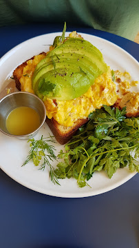Avocado toast du Restaurant servant le petit-déjeuner Echo à Paris - n°5