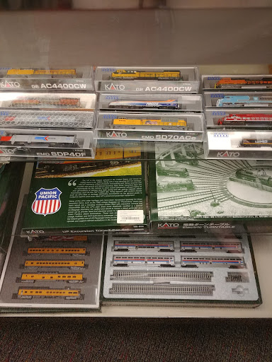 Hobby Store «Chicagoland Toys and Hobbies», reviews and photos, 6017 N Northwest Hwy, Chicago, IL 60631, USA