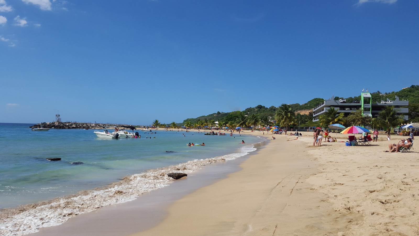 Fotografija Playa los Mojones z svetel pesek površino