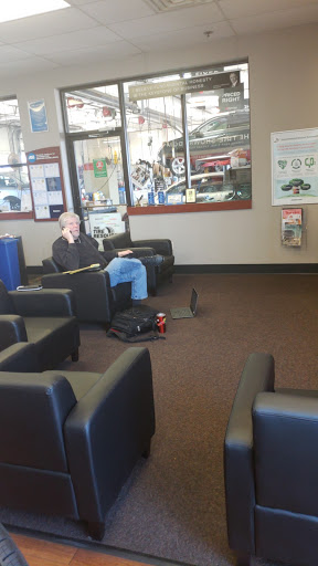 Tire Shop «Firestone Complete Auto Care», reviews and photos, 8025 Hawk Ridge Trail, Lake St Louis, MO 63367, USA