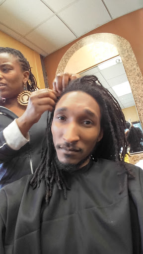 Hair Salon «CinciNatural Center», reviews and photos, 1617 Highland Ave, Cincinnati, OH 45202, USA