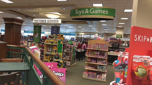 Book Store «Barnes & Noble», reviews and photos, 12170 Jefferson Ave, Newport News, VA 23602, USA