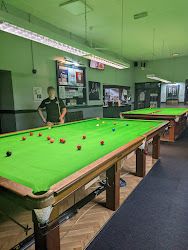 Red Triangle Snooker Club