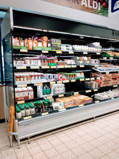 Supermarket «ALDI», reviews and photos, 15111 Woodward Ave, Highland Park, MI 48203, USA