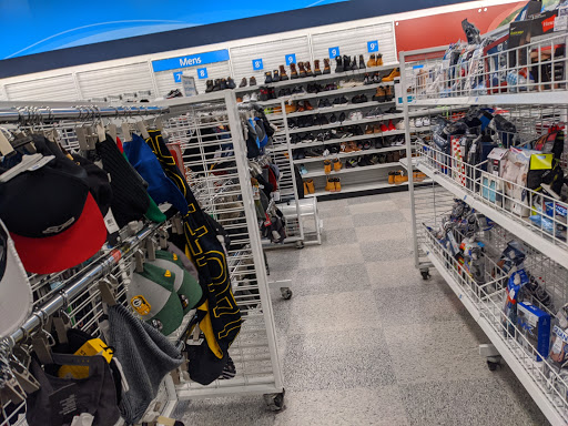 Clothing Store «Ross Dress for Less», reviews and photos, 484 Randall Rd, South Elgin, IL 60177, USA