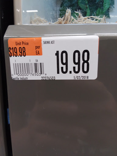 Pet Supply Store «Pet Supplies Plus», reviews and photos, 13360 W 87th St Pkwy, Lenexa, KS 66215, USA