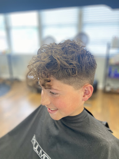 Day Spa «Blades Salon & Day Spa», reviews and photos, 231 N Main St, Madisonville, KY 42431, USA