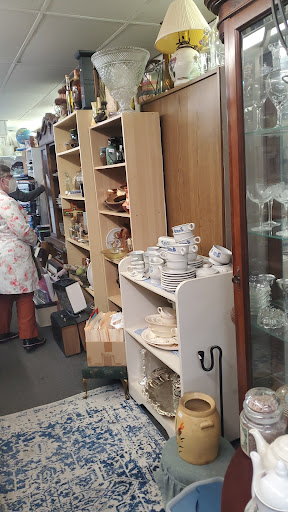 Consignment Shop «Consignment Gallery at 56», reviews and photos, 56 Sterling St, Clinton, MA 01510, USA