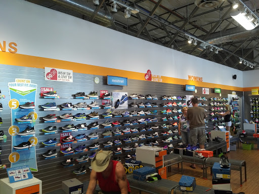 Running Store «Road Runner Sports», reviews and photos, 7077 E Mayo Blvd Suite 150, Phoenix, AZ 85054, USA