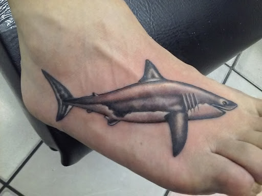 Tattoo Shop «Ft Myers Beach Tattoo Studios», reviews and photos, 1901 Estero Blvd, Fort Myers Beach, FL 33931, USA