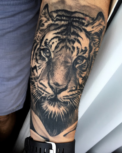 Tattoo Shop «Stay True Tattoo», reviews and photos, 7292 Mentor Ave, Mentor, OH 44060, USA