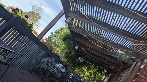 Vegetarian Restaurant «Longbranch Cafe and Bakery», reviews and photos, 100 E Jackson St, Carbondale, IL 62901, USA