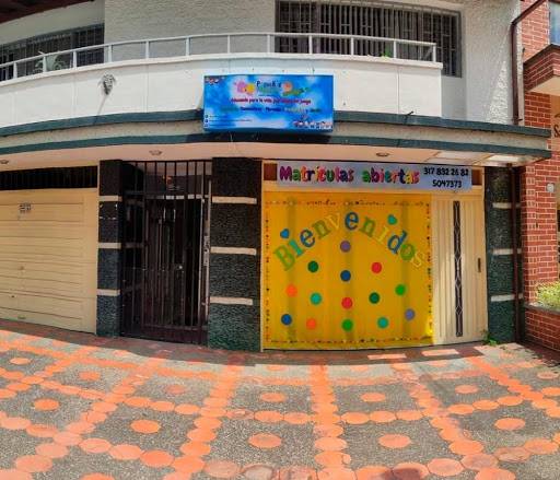 CENTRO EDUCATIVO PEQUEÑOS ANGELITOS