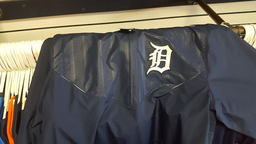 Clothing Store «Fanatic U», reviews and photos, 30409 Ford Rd, Garden City, MI 48135, USA