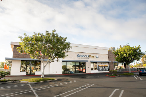 Credit Union «SchoolsFirst Federal Credit Union - Huntington Beach», reviews and photos