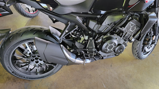 Motorcycle Dealer «Freedom Powersports Farmers Branch», reviews and photos, 13700 N Stemmons Fwy, Farmers Branch, TX 75234, USA