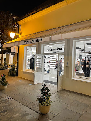 Saint Laurent à Paris