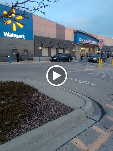 Department Store «Walmart Supercenter», reviews and photos, 150 Smith Rd, St Charles, IL 60174, USA