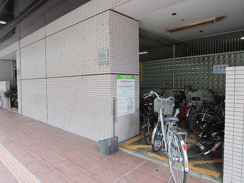 金沢駅東自転車駐車場