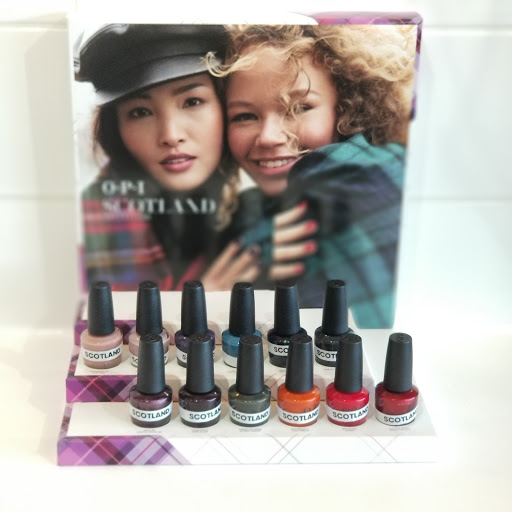 Nail Salon «Q-ticles Nail Spa», reviews and photos, 2127 E Capitol Dr, Milwaukee, WI 53211, USA