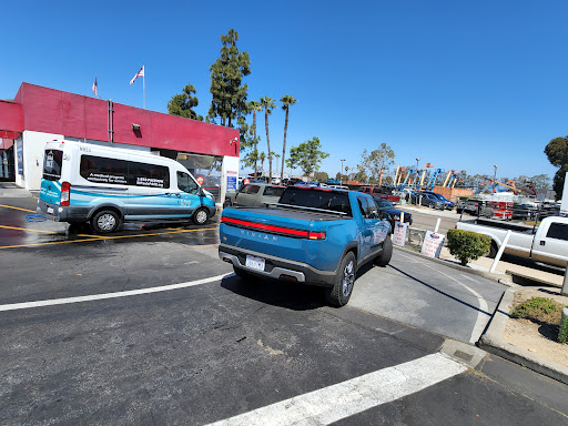 Car Wash «Stars & Stripes Car Wash», reviews and photos, 5716 Miramar Rd, San Diego, CA 92121, USA