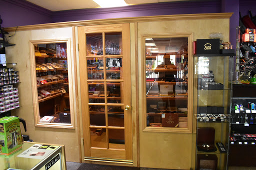 Vaporizer Store «Smoke Spot Smoke Shop», reviews and photos, 24424 Hawthorne Blvd, Torrance, CA 90505, USA