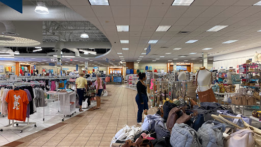 Department Store «Bealls», reviews and photos, 2802 David Walker Dr, Eustis, FL 32726, USA