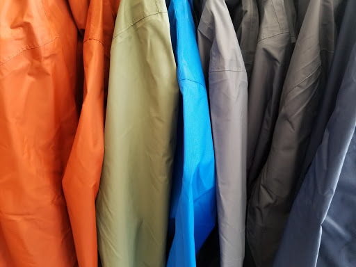 Sportswear Store «Columbia Sportswear Outlet», reviews and photos, 3 Monroe Pkwy, Lake Oswego, OR 97035, USA