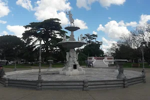 Plaza 25 de Mayo image