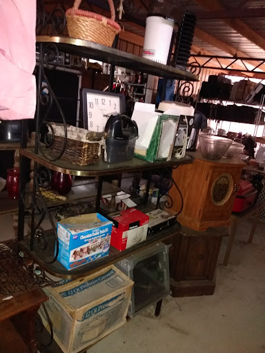 Flea Market «Awesome Deals Flea Market», reviews and photos, 19331 28th St, Long Beach, MS 39560, USA